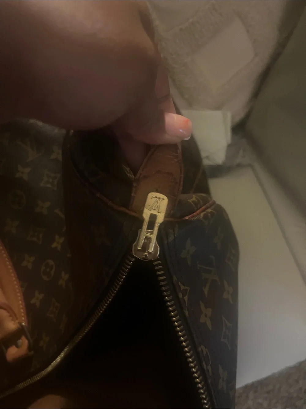 Authentic Louis Vuitton Monogram Travel Holdall in Brown and Tan